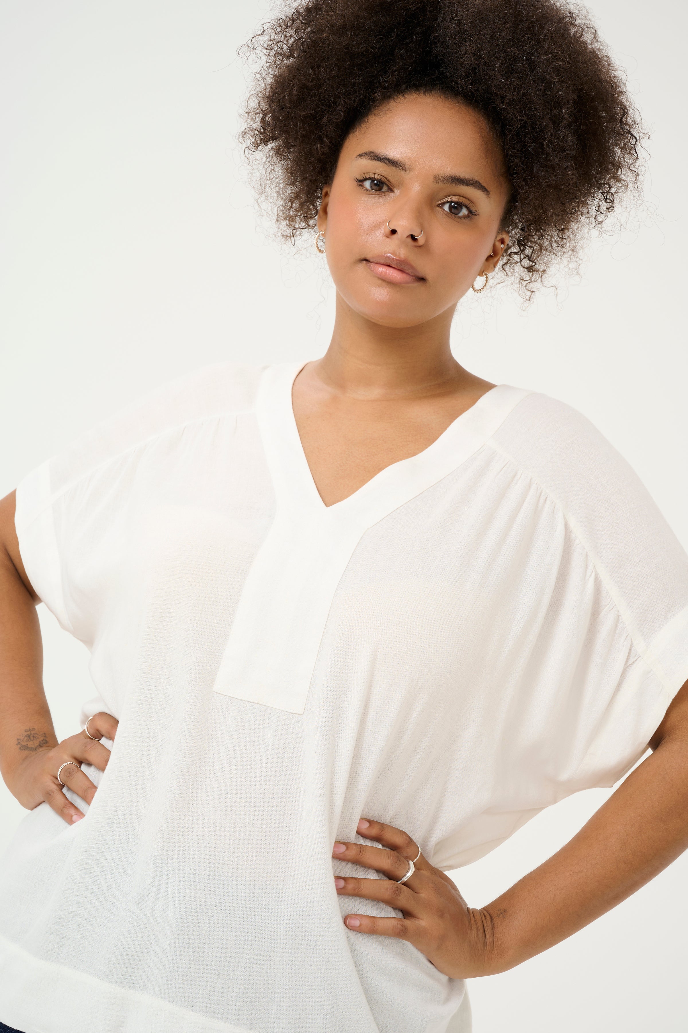 Mille Wing Linen White Blouse by Kaffe Curve