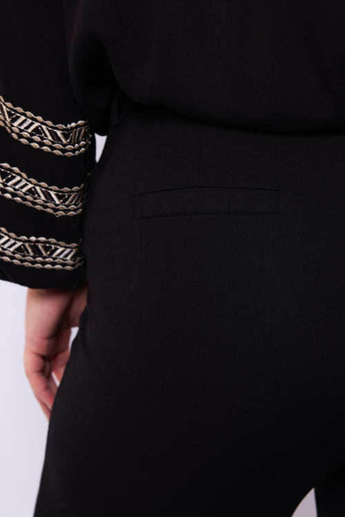 Louisa Pants by Exxcellent (available in 2 colors)