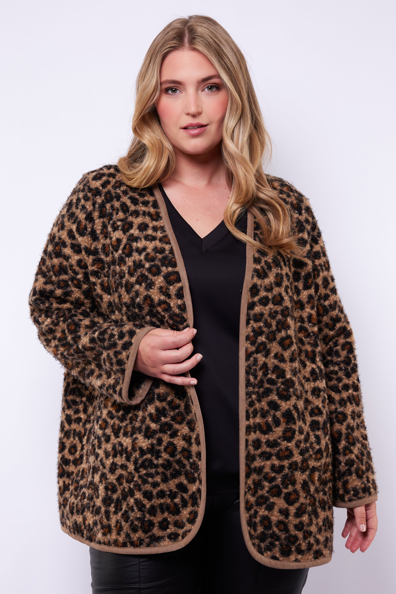 Lauryn Jacket by Exxcellent