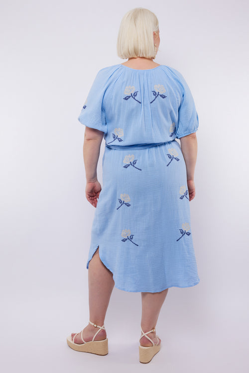 Xenia Dress by Exxcellent