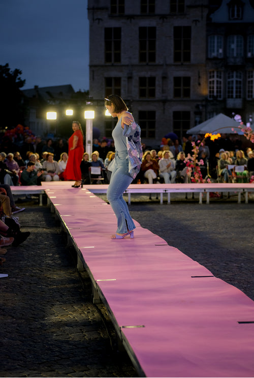 Fox Factor Bobi Split Fiji Blue Jeans for Curves CATWALK COLLECTION