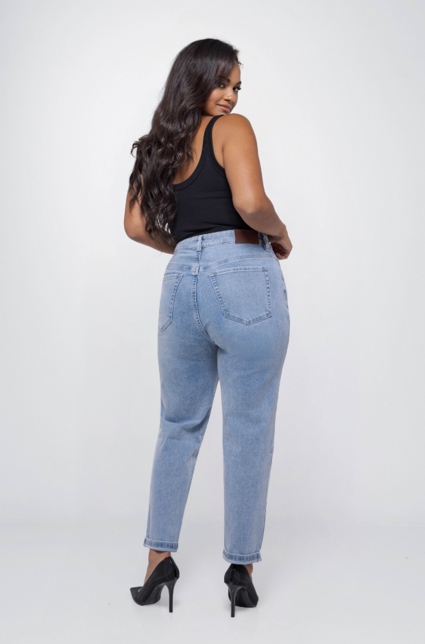 Fox factor Gigi L.A. Blue Mom Jeans for Curves L30