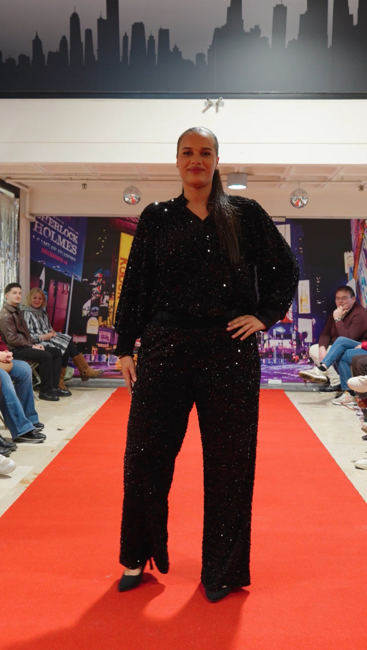 Calla Pants by Exxcellent