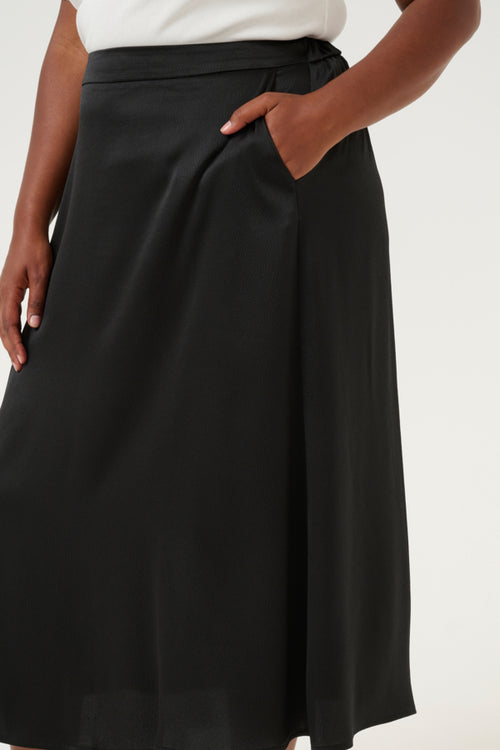 Dina skirt black by Kaffe curve