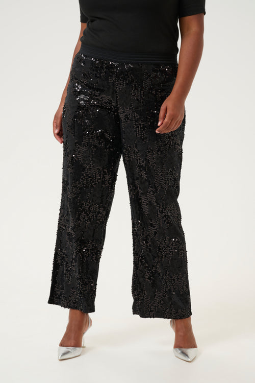 Nicoleen Sequin by Kaffe Curve