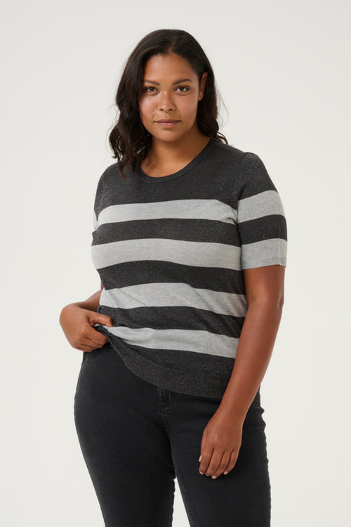 Ankia short sleeve pullover by Kaffe curve