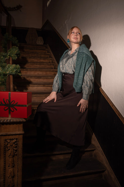 Sandra knit pine green by Yesta