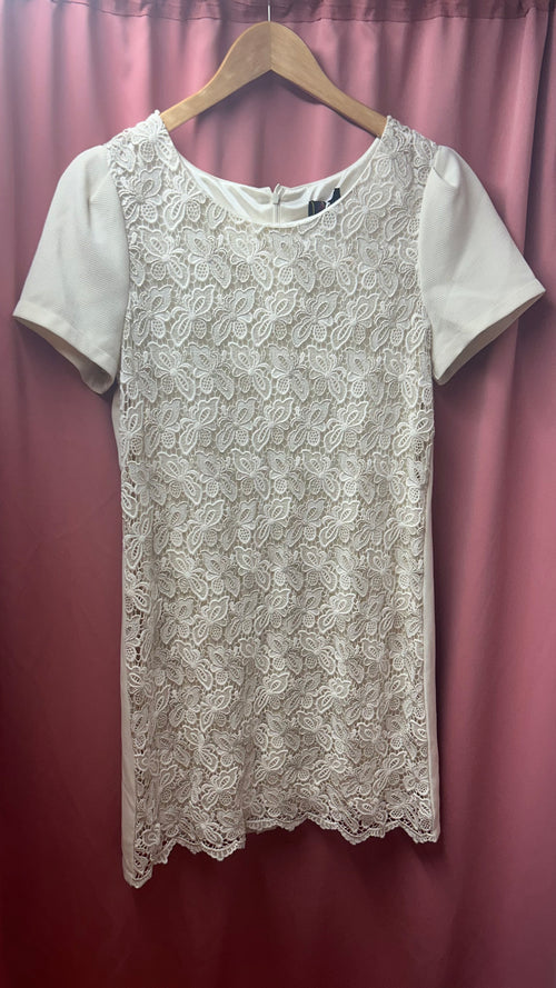 Emilie's Closet Secondhand White Lace dress Yumi