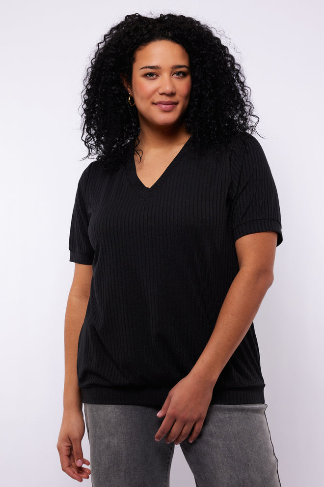 Tamar Top by Exxcellent