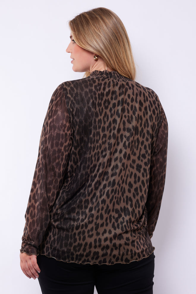 Nia Leopard Top by Exxcellent