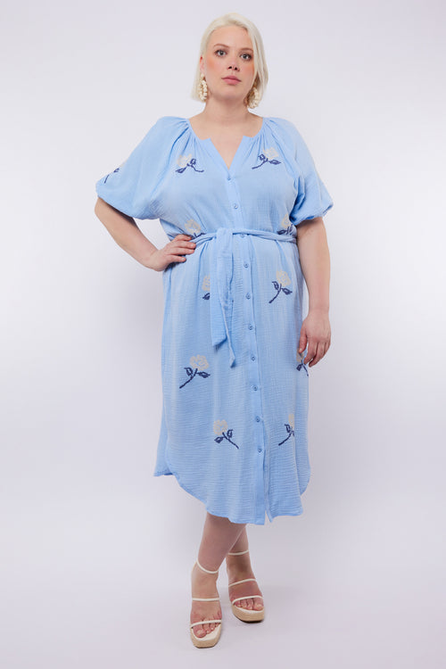 Xenia Dress by Exxcellent
