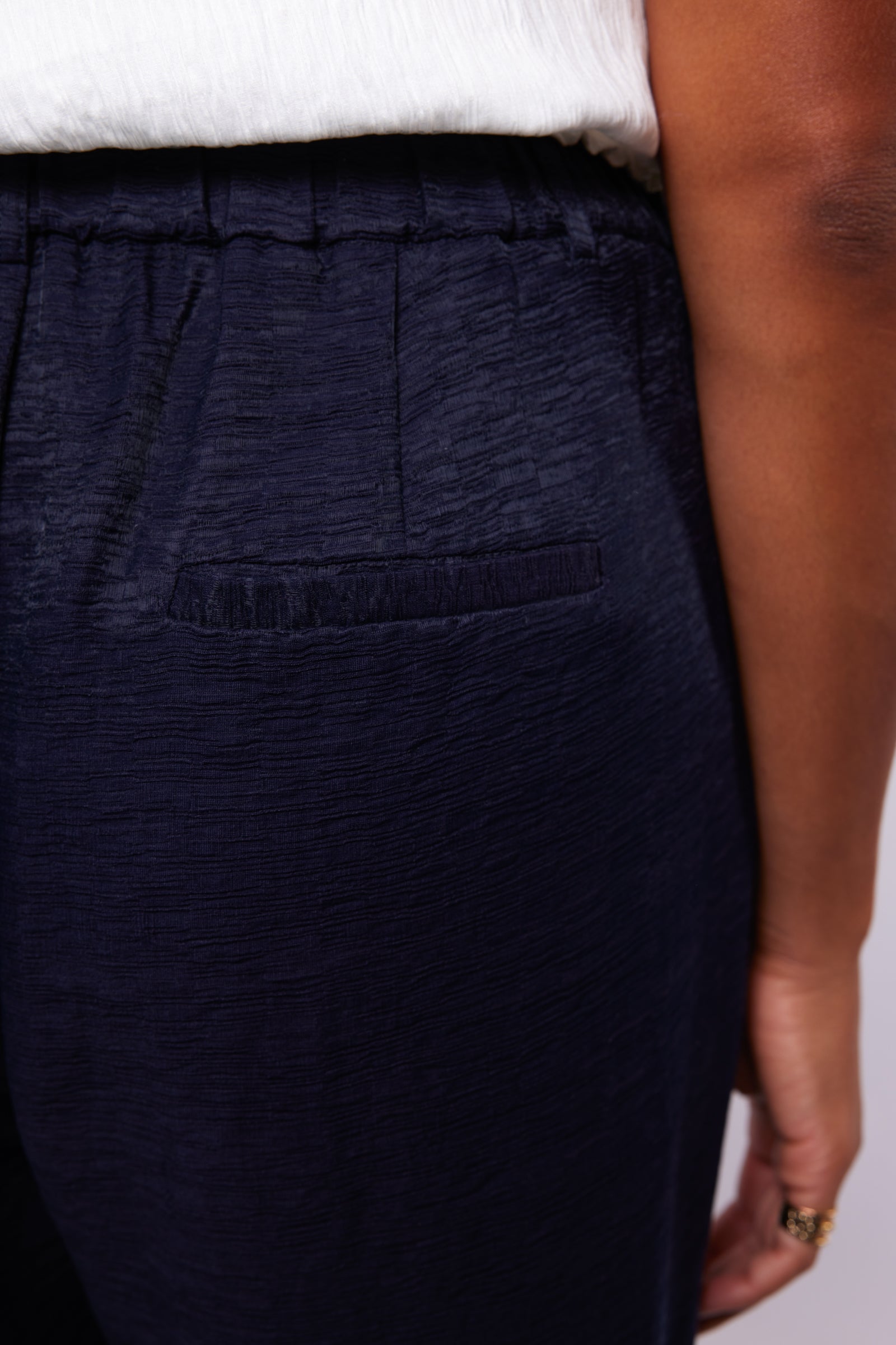 Kaylin Pants by Exxcellent