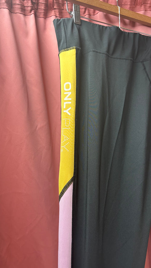 Romy's Closet Secondhand Sport Trousers Multi Color