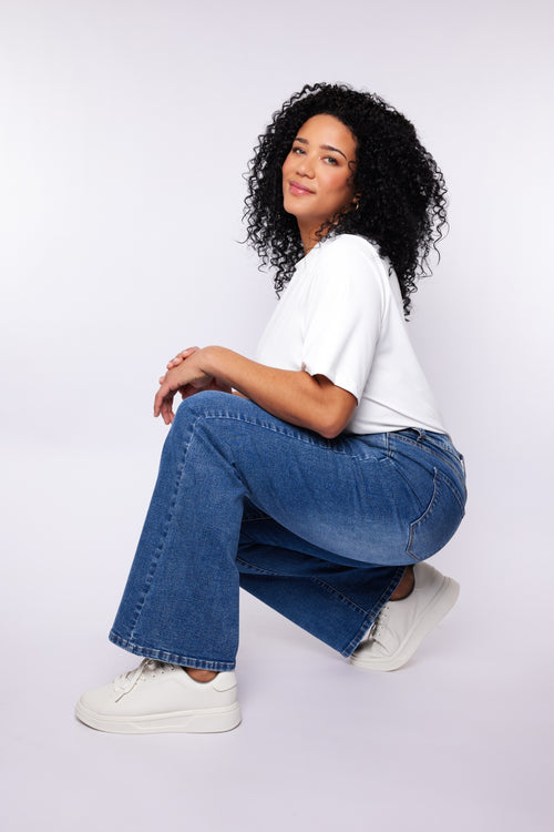 Loes Flared Jeans By Exxcellent