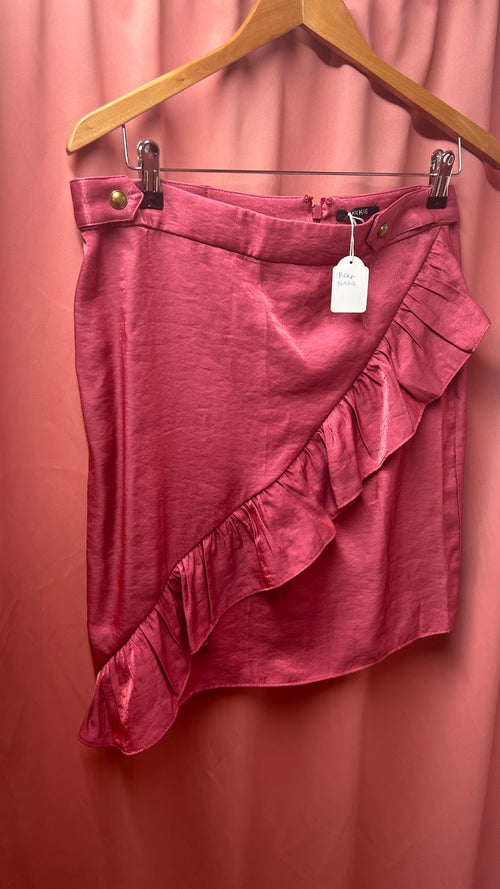 Emilie's Closet Secondhand Pink Mini skirt