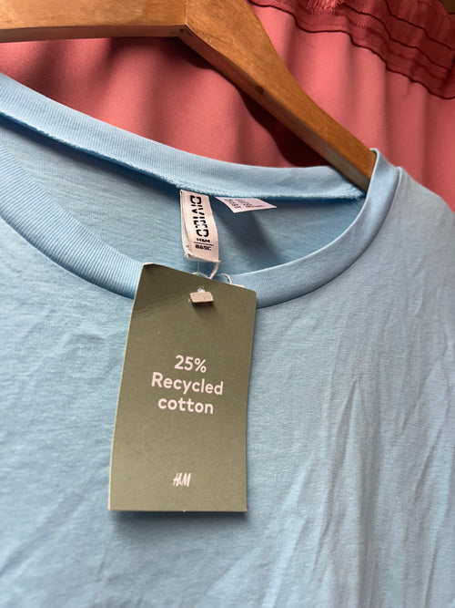 Romy's Closet Secondhand Blue T-Shirt