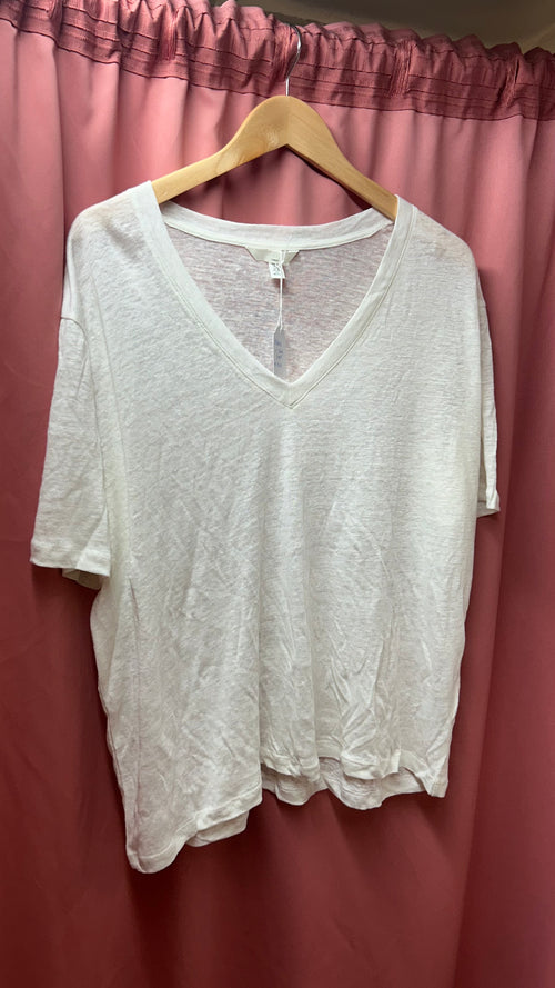 Romy's Closet Secondhand White T-Shirt V-Neck