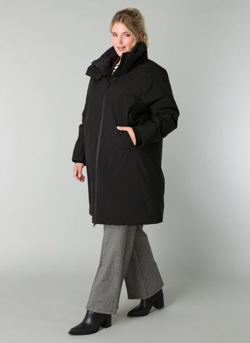 Riemke Coat by Yesta