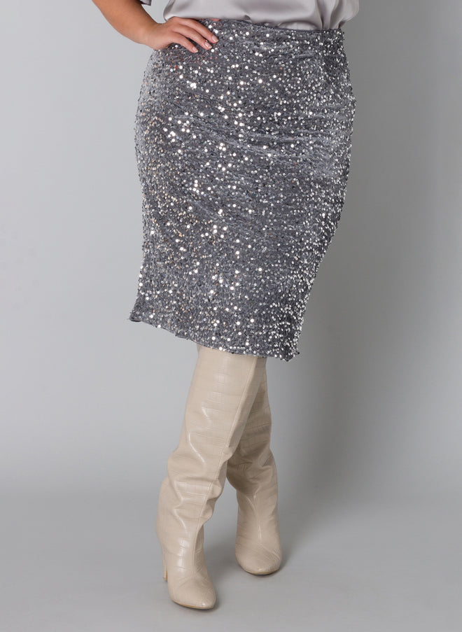 Thirza Sequin Skirt by Yesta (in silver or black)