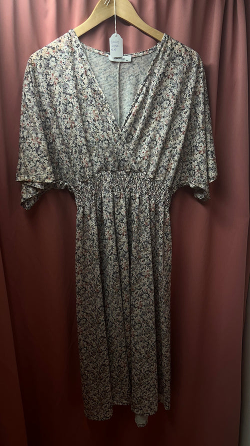 Emilie's Closet Secondhand Flower Dress Chiquelle