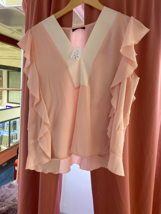 s3 roze blouse giovane