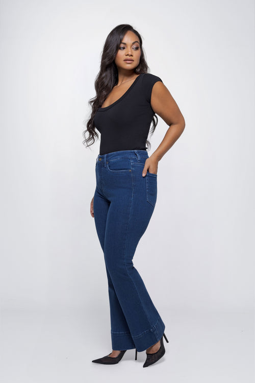 Fox Factor Bobi Soho Blue Flared Jeans for Curves L32