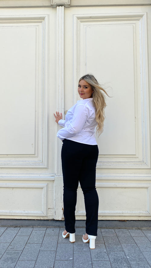 Fox Factor Roxi Mexico Black Straight Jeans for Curves