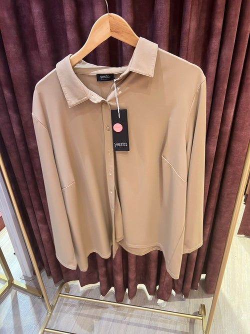 Yesta blouse light camel A003802